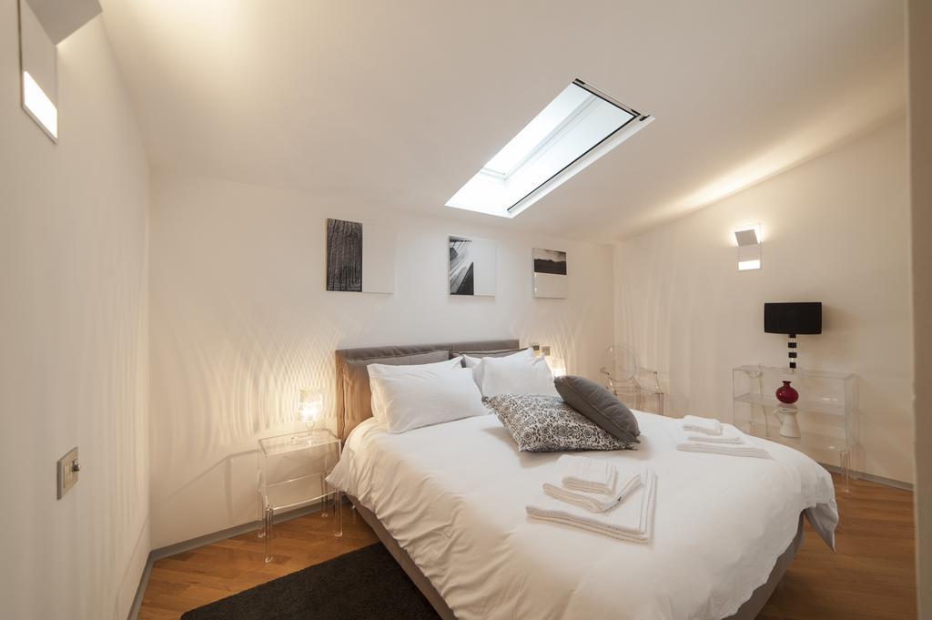 Loft In Master Palace คาตาเนีย ภายนอก รูปภาพ