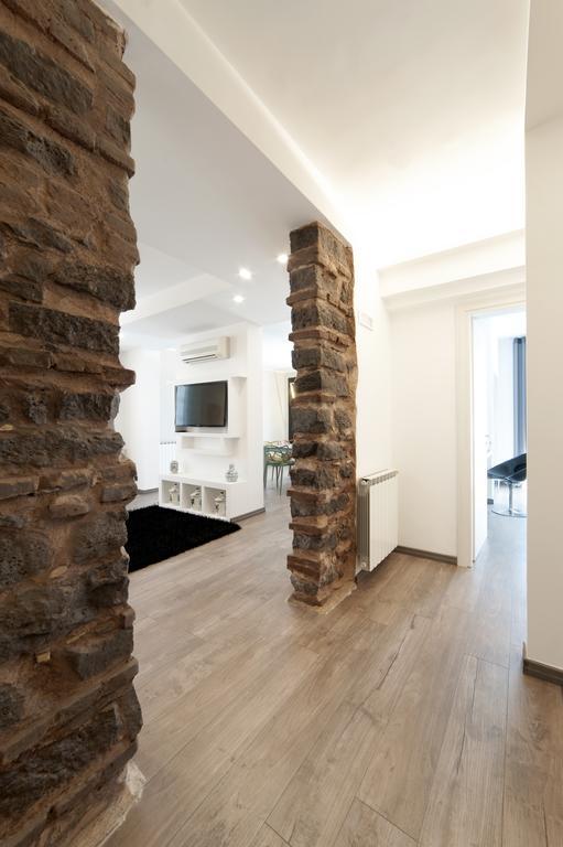 Loft In Master Palace คาตาเนีย ภายนอก รูปภาพ